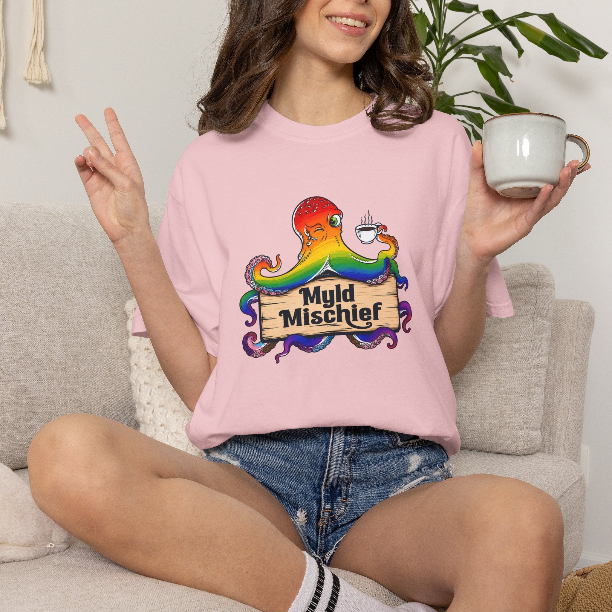 Pride Myld Mischief Bizi Logo - Unisex T-Shirt