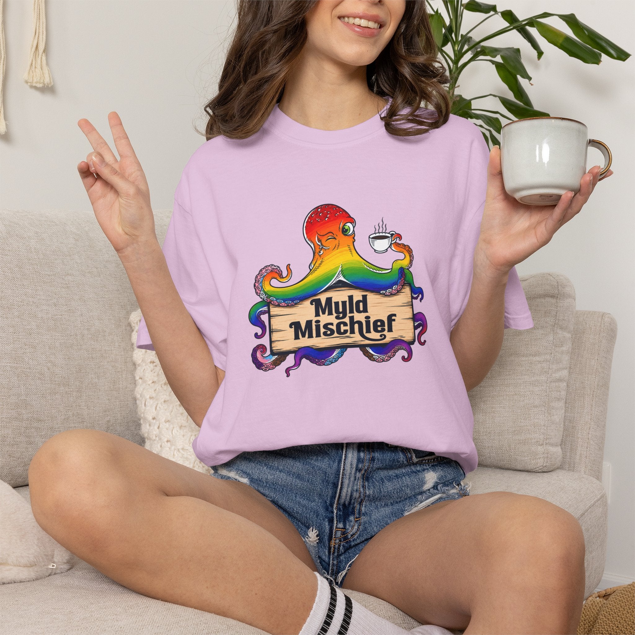 Pride Myld Mischief Bizi Logo - Unisex T-Shirt